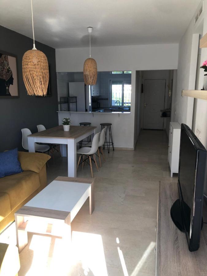 Faro12 Playa & Piscina & Parking Privado Leilighet Benalmádena Eksteriør bilde